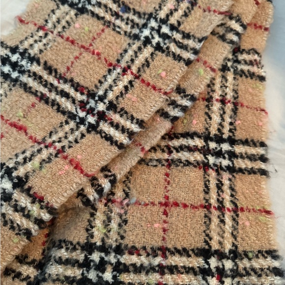 Burberry 100% Authentic Scarf - Picture 3 of 4